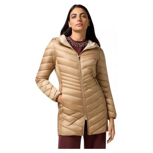 Oltre: piumino lightweight midi con cappuccio beige. 50 stagione autunno inverno 2025