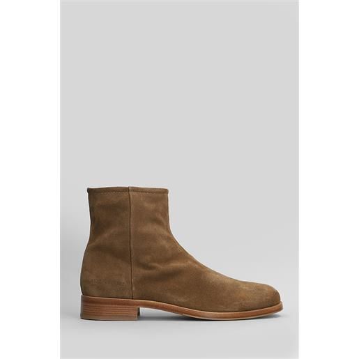 Common Projects tronchetti zipped boot in camoscio cammello