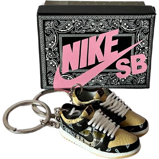 Snkrsdevoted portachiavi sneakers nike sb dunk low travis scott bandana premium