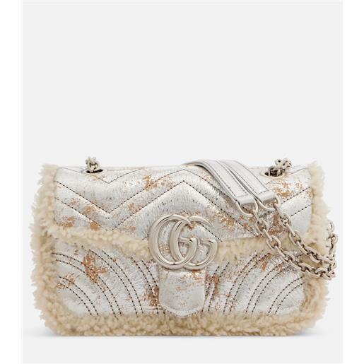Gucci borsa a spalla gg marmont medium in pelle metallizzata