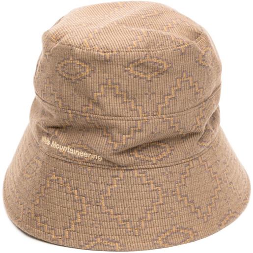 White Mountaineering cappello bucket con logo - toni neutri