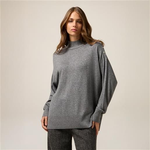 Oltre maglia a lupetto con bottoni gioiello in madreperla