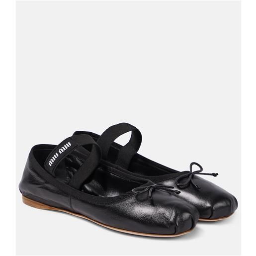 Miu Miu ballerine in pelle con logo