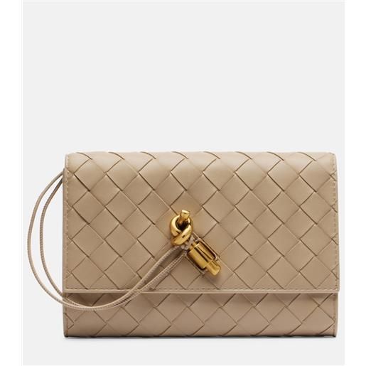 Bottega Veneta bustina andiamo in pelle con tracolla