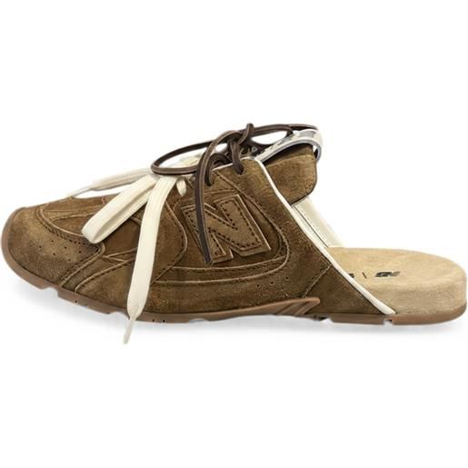 Miu Miu x new balance mules 530 in pelle scamosciata - marrone